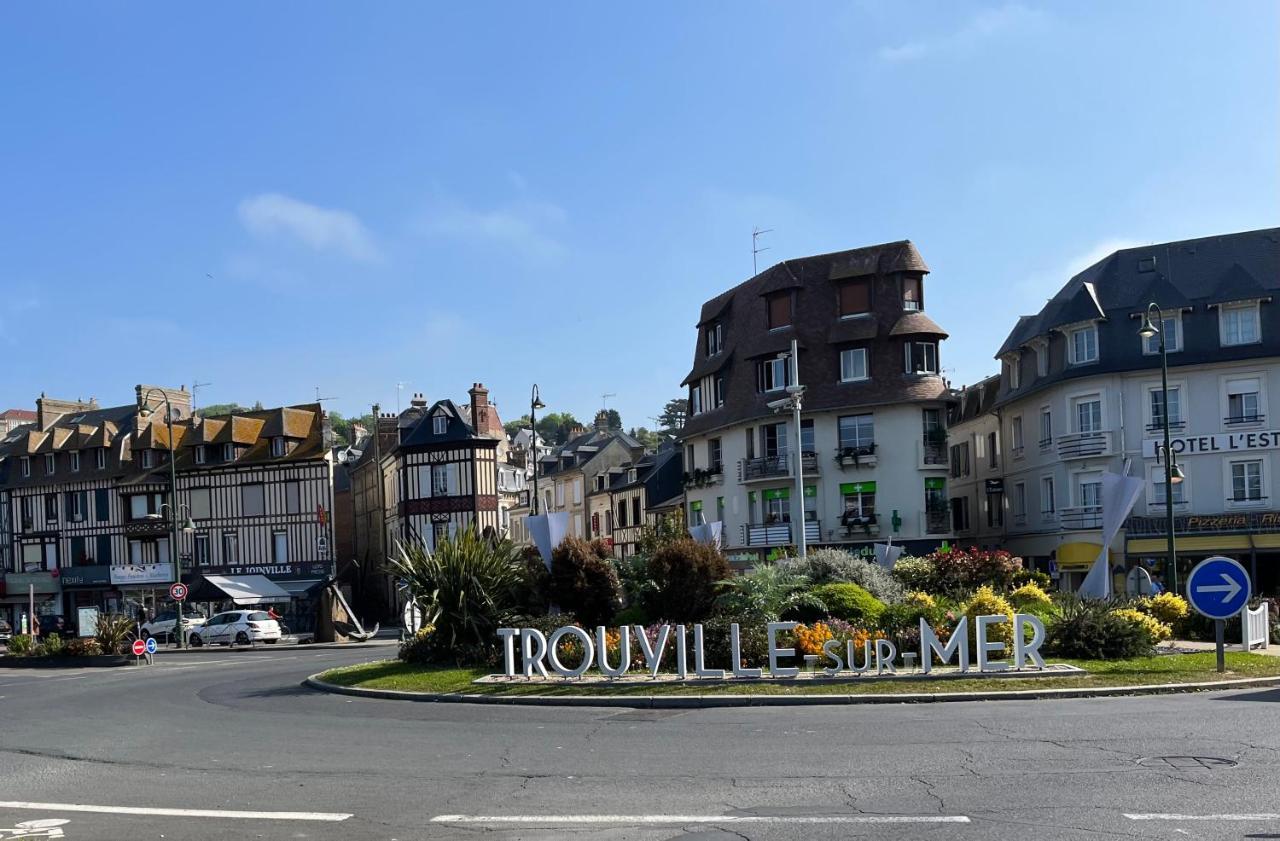 Hauteurs De Trouville - Studio Avec Terrasse Au Calme Eksteriør bilde